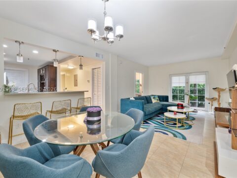 323 Navarre Ave #101 Coral Gables, FL 33134 Listing #A12091003