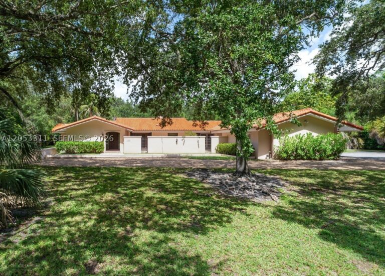 11950 SW 67 CT, PINECREST, FL 33156 01